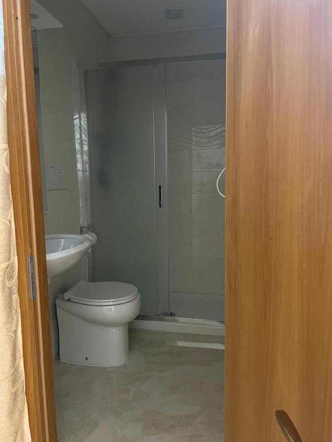 Monlight Guest House Рим Экстерьер фото
